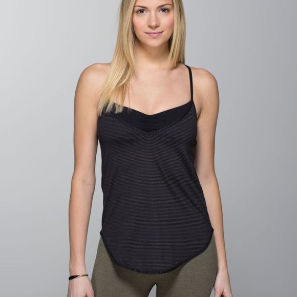 Lululemon Roll Out Tank - size 6, Black with mini stripe - Picture 1 of 10